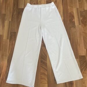 Elegant White Wide-Leg Pants S Size